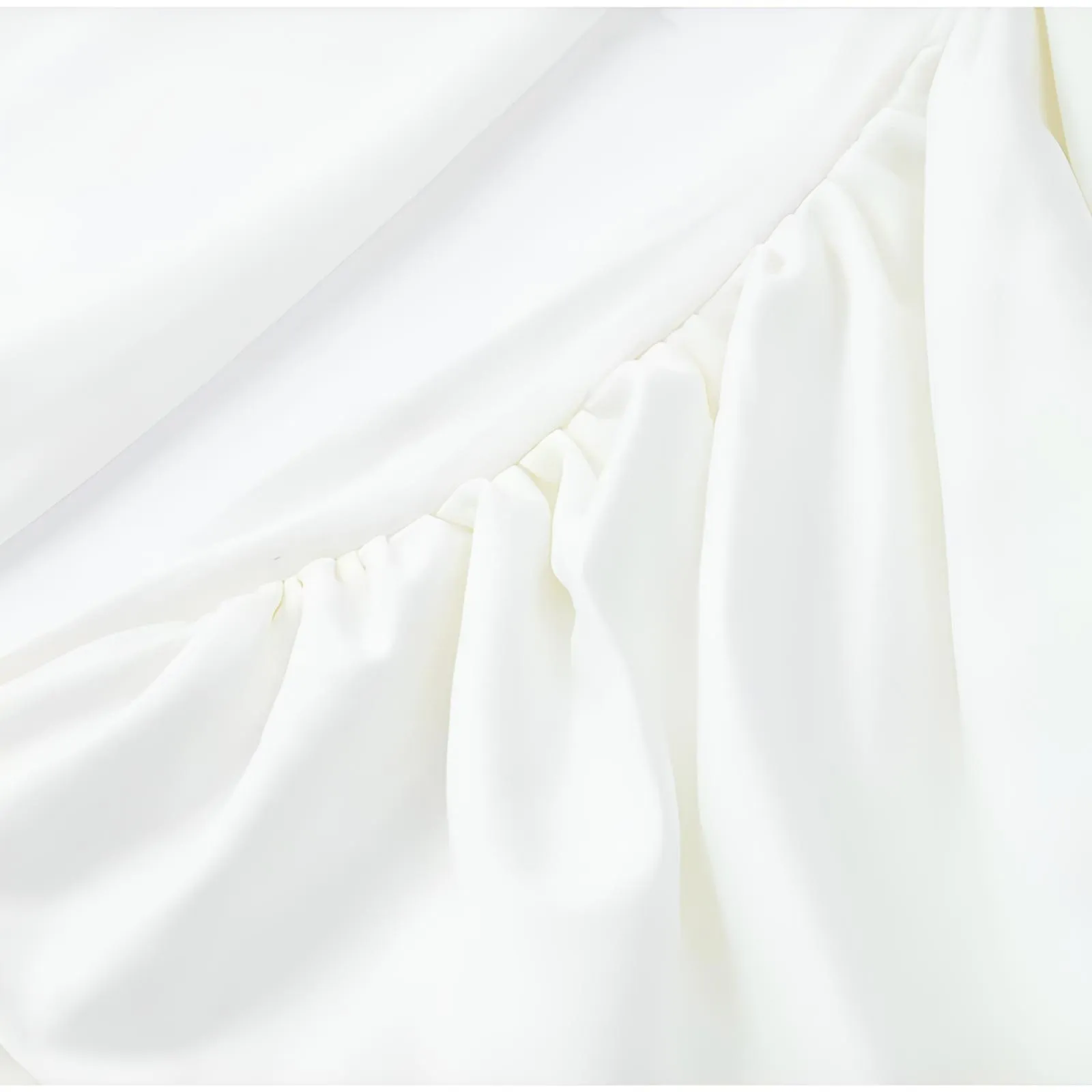 Chic Backless White Long Sleeve Dress For Women Slim Fit Pleated Elegant Round Neck Long Dresses Female Evening Gowns