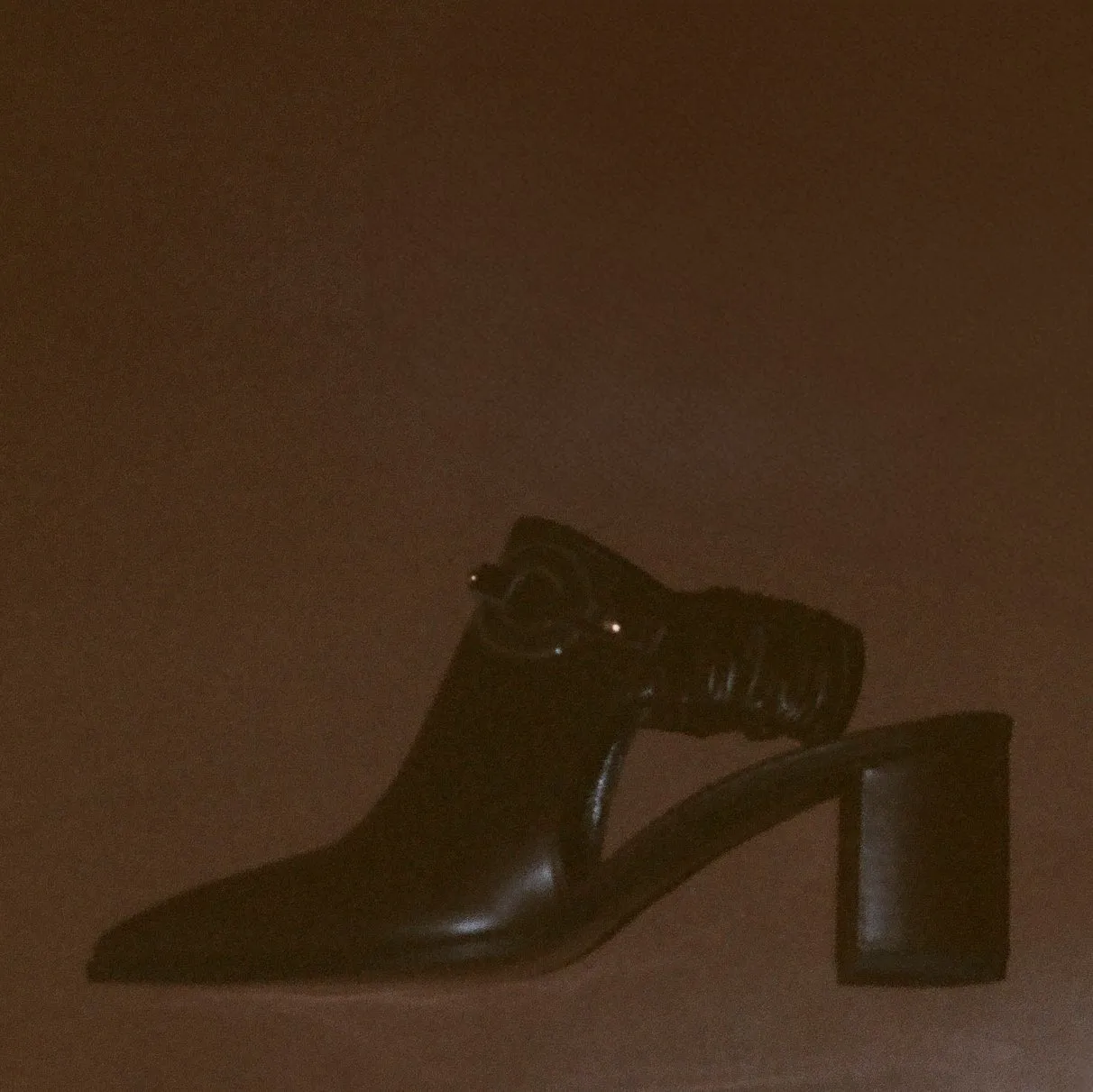 Fonda IV brown heel