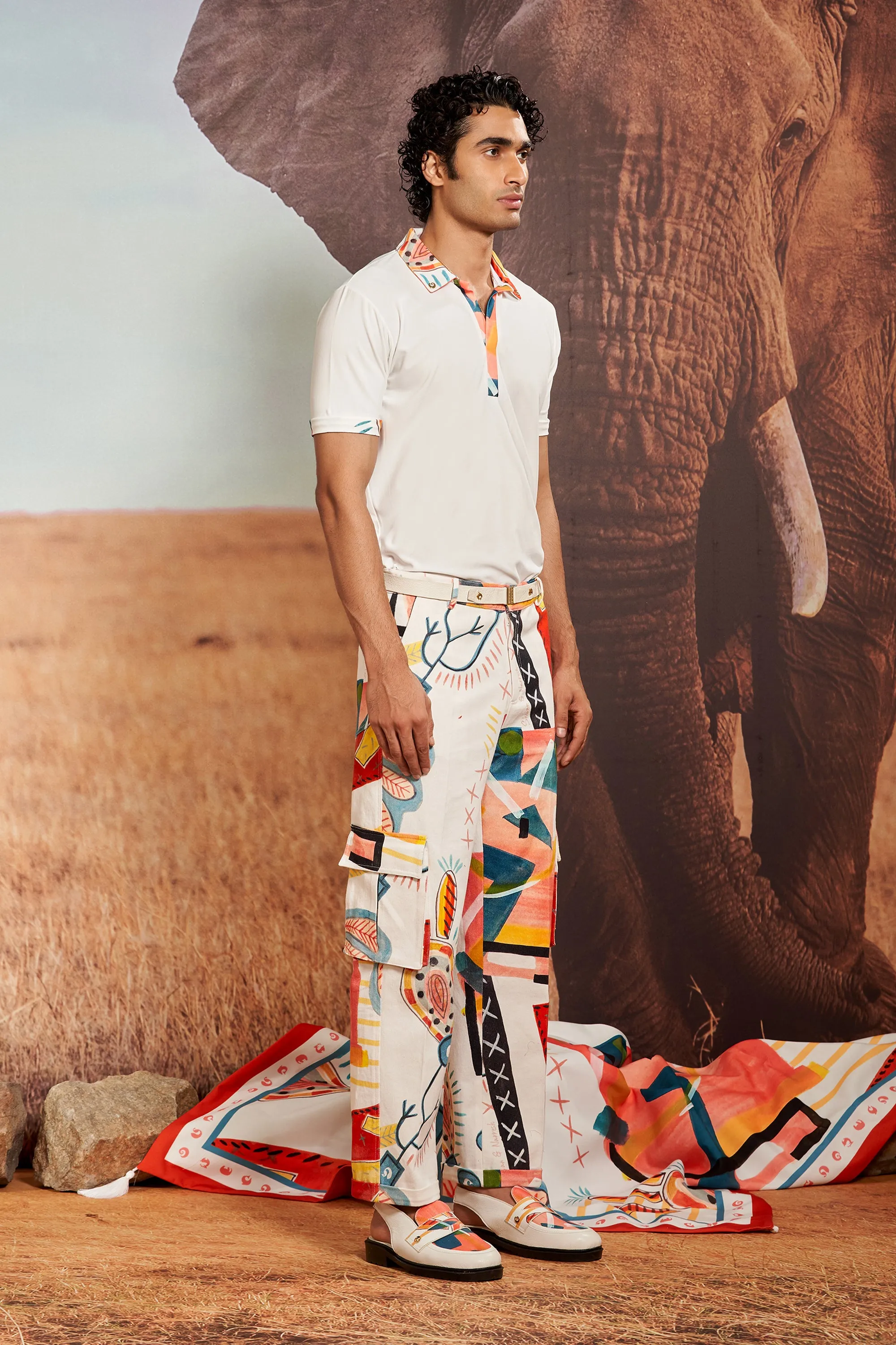 Ivory Polo with Printed Collar