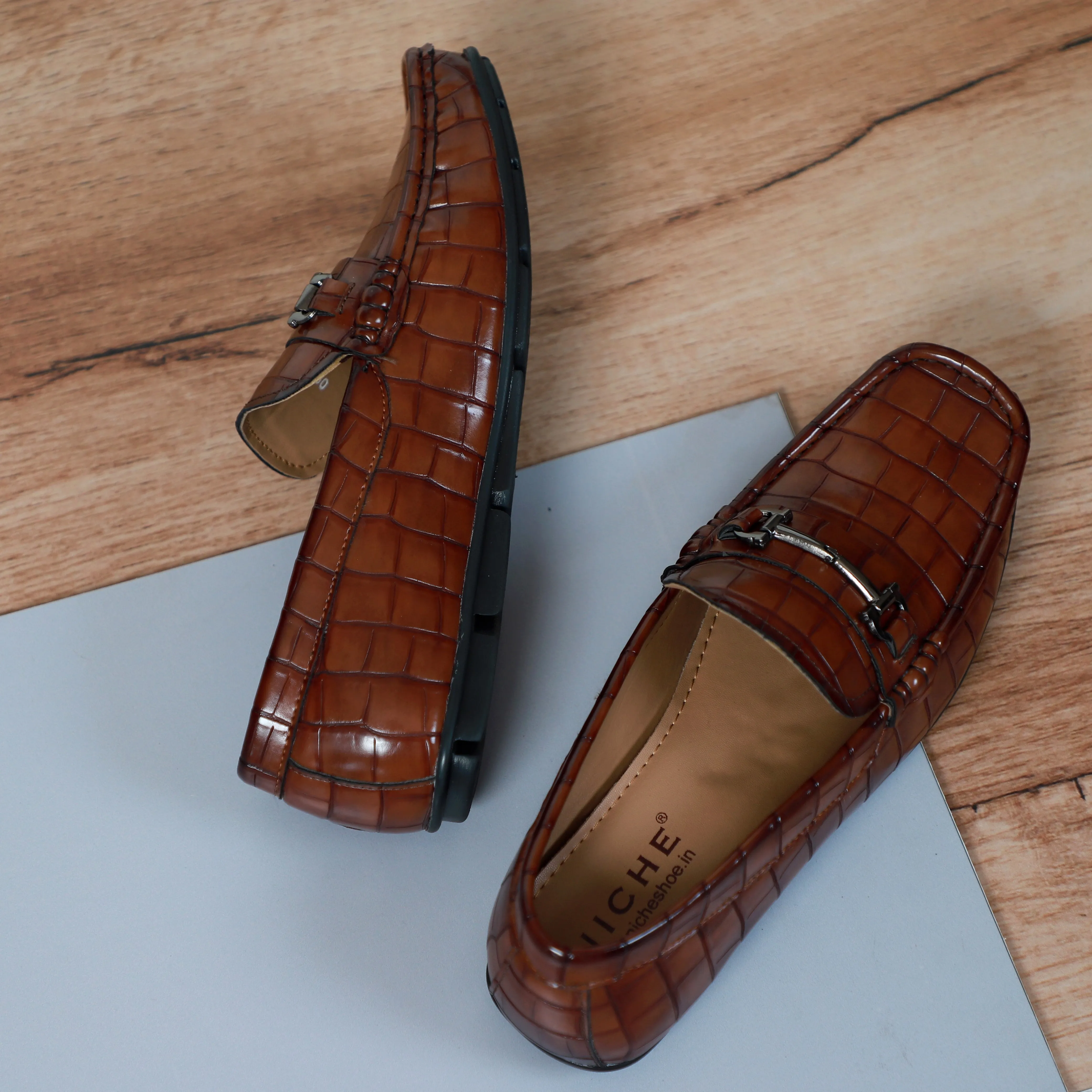 NICHE Cherry Profound Croco Moccasin - Drving loafer