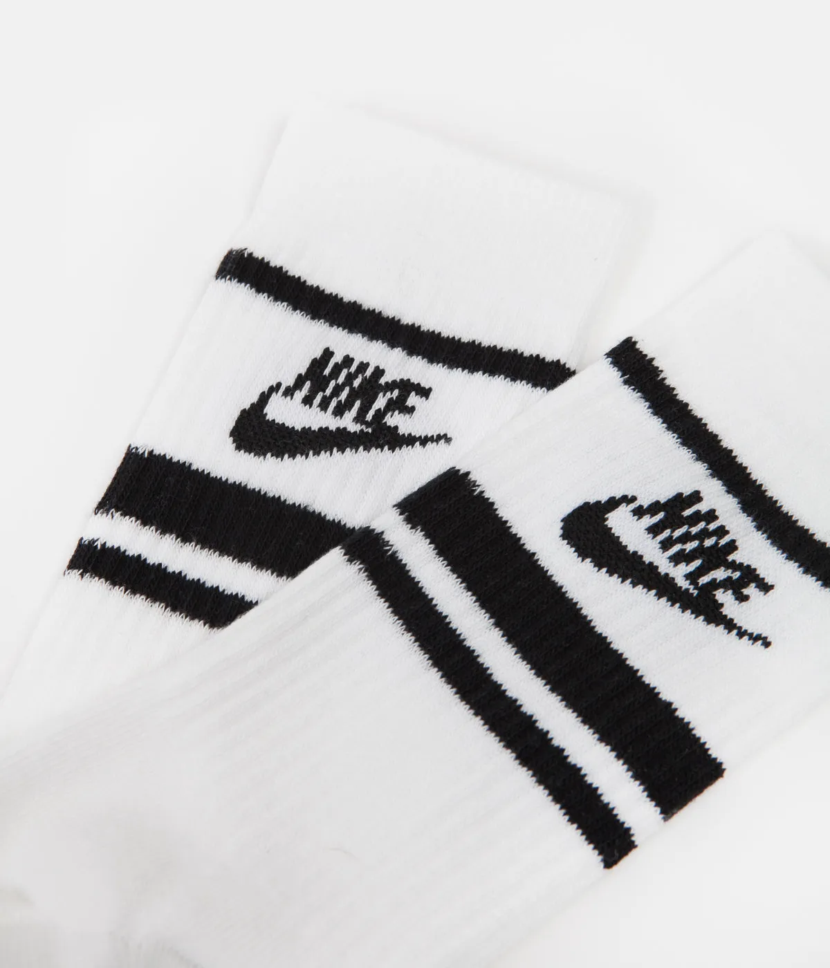 Nike Essential Stripe Crew Socks (3 Pair) - White / Black / Black