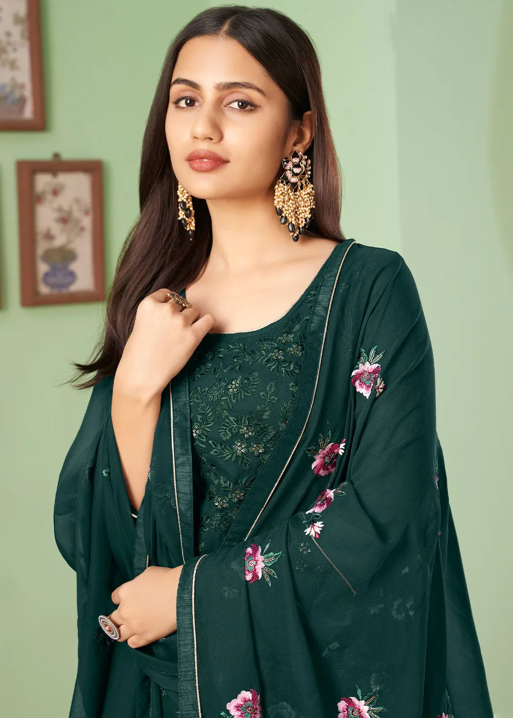 Qivii Sacramento Green Georgette Salwar Suit