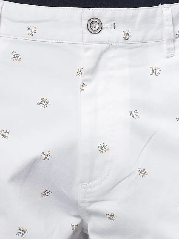 Tic Tac Toe Broken White Print Chino Shorts